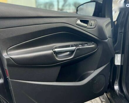 Форд Сі-Макс, об'ємом двигуна 0 л та пробігом 260 тис. км за 10800 $, фото 6 на Automoto.ua