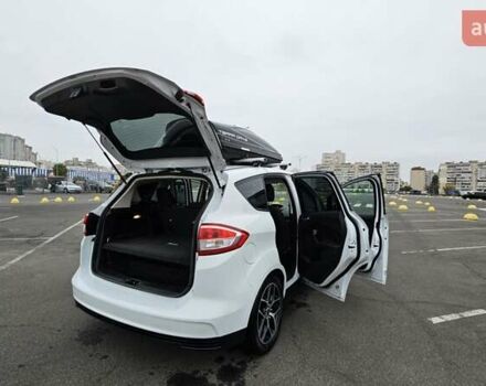 Форд Си-Макс, объемом двигателя 2 л и пробегом 140 тыс. км за 13400 $, фото 5 на Automoto.ua