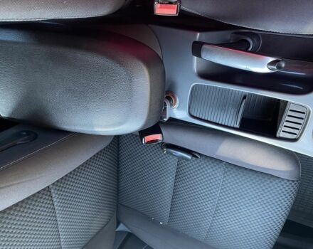 Сірий Форд Сі-Макс, об'ємом двигуна 1.8 л та пробігом 360 тис. км за 5000 $, фото 14 на Automoto.ua