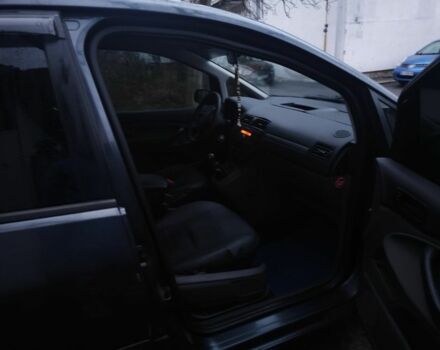 Серый Форд Си-Макс, объемом двигателя 1.6 л и пробегом 331 тыс. км за 5000 $, фото 7 на Automoto.ua