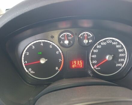 Сірий Форд Сі-Макс, об'ємом двигуна 1.6 л та пробігом 190 тис. км за 4600 $, фото 7 на Automoto.ua