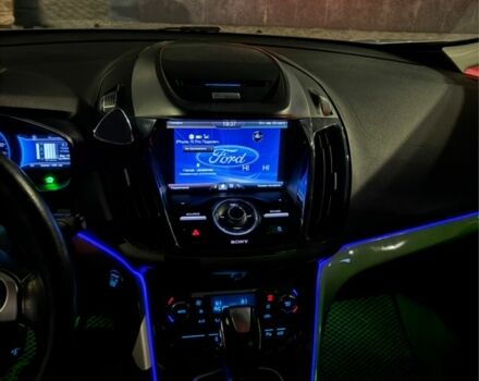 Серый Форд Си-Макс, объемом двигателя 2 л и пробегом 220 тыс. км за 9499 $, фото 2 на Automoto.ua