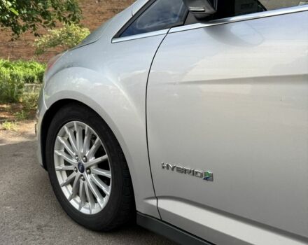 Серый Форд Си-Макс, объемом двигателя 2 л и пробегом 220 тыс. км за 9499 $, фото 9 на Automoto.ua