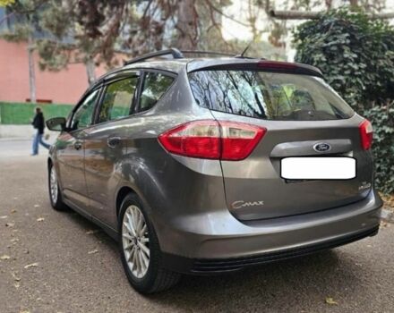 Серый Форд Си-Макс, объемом двигателя 2 л и пробегом 155 тыс. км за 8499 $, фото 4 на Automoto.ua