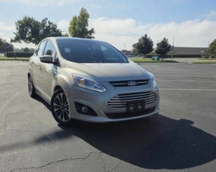 Серый Форд Си-Макс, объемом двигателя 2 л и пробегом 62 тыс. км за 4600 $, фото 1 на Automoto.ua