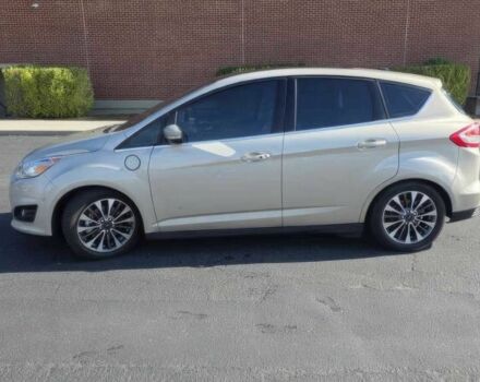 Серый Форд Си-Макс, объемом двигателя 2 л и пробегом 62 тыс. км за 4600 $, фото 4 на Automoto.ua