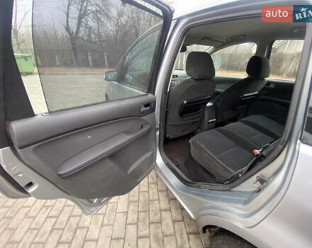 Сірий Форд Сі-Макс, об'ємом двигуна 1.56 л та пробігом 280 тис. км за 3400 $, фото 17 на Automoto.ua