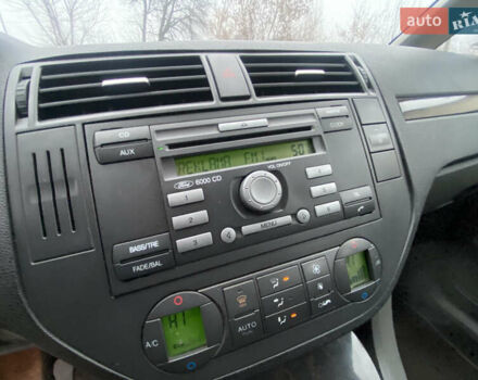 Сірий Форд Сі-Макс, об'ємом двигуна 1.56 л та пробігом 280 тис. км за 3400 $, фото 16 на Automoto.ua