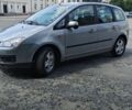 Серый Форд Си-Макс, объемом двигателя 1.6 л и пробегом 302 тыс. км за 2800 $, фото 1 на Automoto.ua