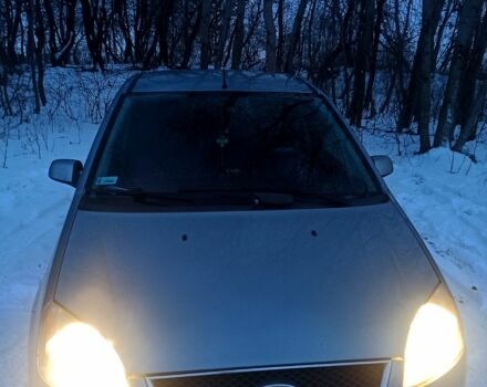 Серый Форд Си-Макс, объемом двигателя 1.6 л и пробегом 299 тыс. км за 4500 $, фото 6 на Automoto.ua