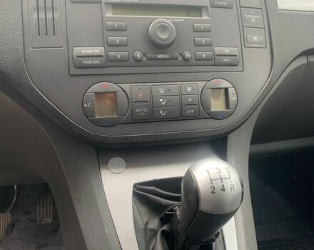 Серый Форд Си-Макс, объемом двигателя 1.8 л и пробегом 200 тыс. км за 4500 $, фото 6 на Automoto.ua