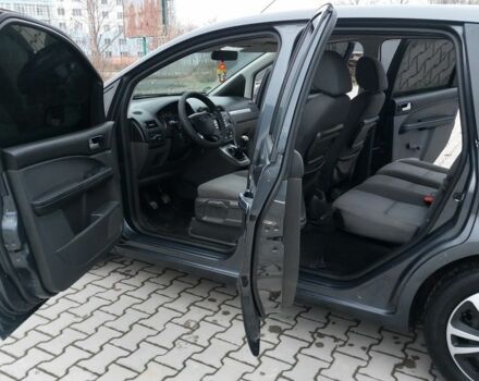 Сірий Форд Сі-Макс, об'ємом двигуна 1.8 л та пробігом 200 тис. км за 3890 $, фото 4 на Automoto.ua