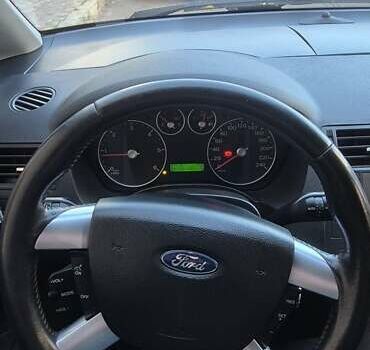 Серый Форд Си-Макс, объемом двигателя 2 л и пробегом 385 тыс. км за 5000 $, фото 5 на Automoto.ua