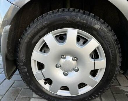 Серый Форд Си-Макс, объемом двигателя 2 л и пробегом 302 тыс. км за 5300 $, фото 28 на Automoto.ua