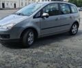 Серый Форд Си-Макс, объемом двигателя 1.6 л и пробегом 301 тыс. км за 3200 $, фото 1 на Automoto.ua