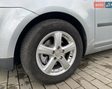 Сірий Форд Сі-Макс, об'ємом двигуна 1.6 л та пробігом 149 тис. км за 5500 $, фото 23 на Automoto.ua