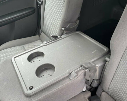 Сірий Форд Сі-Макс, об'ємом двигуна 1.6 л та пробігом 201 тис. км за 4000 $, фото 9 на Automoto.ua