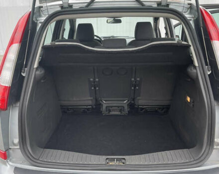 Сірий Форд Сі-Макс, об'ємом двигуна 1.6 л та пробігом 201 тис. км за 4000 $, фото 13 на Automoto.ua