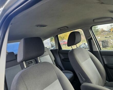 Серый Форд Си-Макс, объемом двигателя 1.6 л и пробегом 260 тыс. км за 2000 $, фото 15 на Automoto.ua