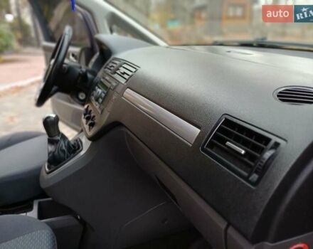 Серый Форд Си-Макс, объемом двигателя 1.75 л и пробегом 300 тыс. км за 3950 $, фото 34 на Automoto.ua