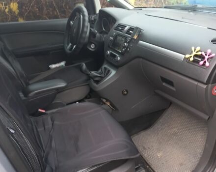 Серый Форд Си-Макс, объемом двигателя 1.6 л и пробегом 299 тыс. км за 4300 $, фото 4 на Automoto.ua