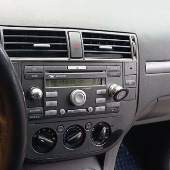Сірий Форд Сі-Макс, об'ємом двигуна 1.6 л та пробігом 290 тис. км за 5300 $, фото 2 на Automoto.ua