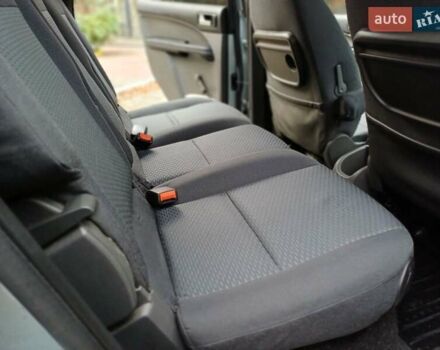 Серый Форд Си-Макс, объемом двигателя 1.75 л и пробегом 300 тыс. км за 3950 $, фото 32 на Automoto.ua