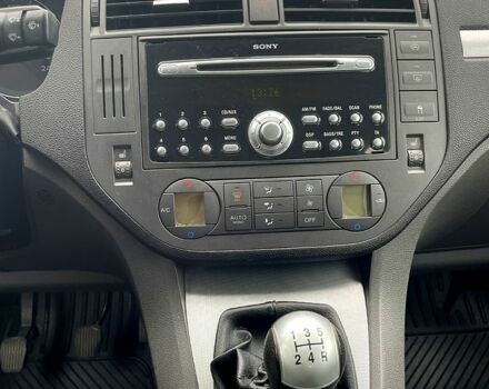 Сірий Форд Сі-Макс, об'ємом двигуна 1.6 л та пробігом 202 тис. км за 4200 $, фото 5 на Automoto.ua