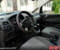 Серый Форд Си-Макс, объемом двигателя 1.6 л и пробегом 210 тыс. км за 4700 $, фото 6 на Automoto.ua