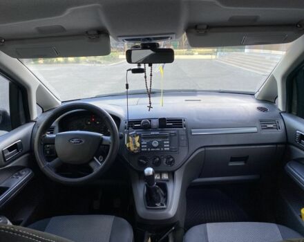 Серый Форд Си-Макс, объемом двигателя 1.6 л и пробегом 226 тыс. км за 5000 $, фото 4 на Automoto.ua