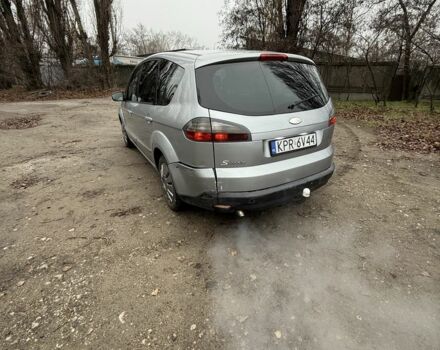 Серый Форд Си-Макс, объемом двигателя 1.8 л и пробегом 180 тыс. км за 2500 $, фото 2 на Automoto.ua