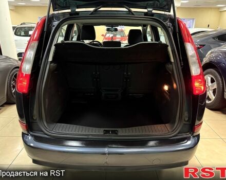 Серый Форд Си-Макс, объемом двигателя 1.8 л и пробегом 196 тыс. км за 4500 $, фото 4 на Automoto.ua