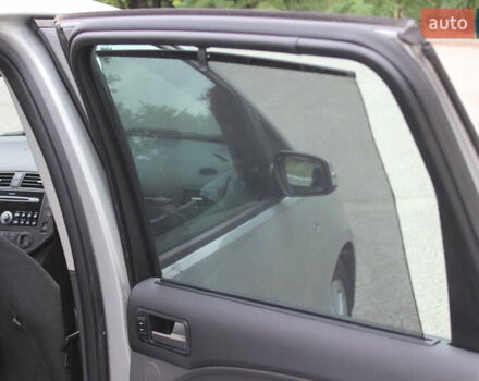 Сірий Форд Сі-Макс, об'ємом двигуна 2 л та пробігом 108 тис. км за 6999 $, фото 21 на Automoto.ua