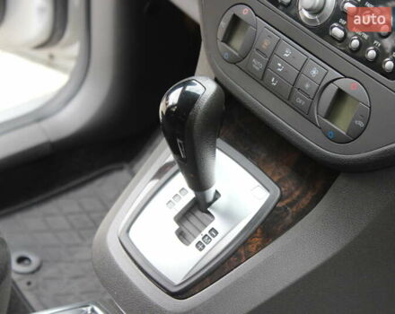 Сірий Форд Сі-Макс, об'ємом двигуна 2 л та пробігом 108 тис. км за 6999 $, фото 26 на Automoto.ua