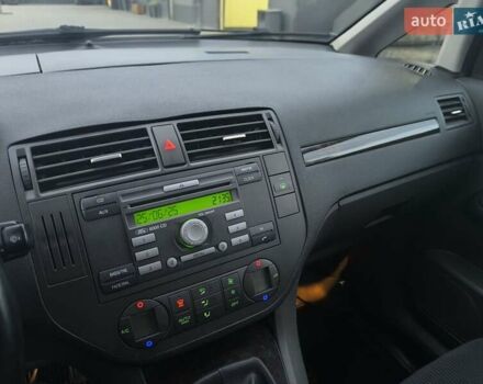 Сірий Форд Сі-Макс, об'ємом двигуна 1.8 л та пробігом 176 тис. км за 4600 $, фото 3 на Automoto.ua