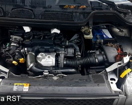 Серый Форд Си-Макс, объемом двигателя 1.6 л и пробегом 288 тыс. км за 2700 $, фото 9 на Automoto.ua