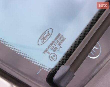 Сірий Форд Сі-Макс, об'ємом двигуна 2 л та пробігом 108 тис. км за 6999 $, фото 31 на Automoto.ua