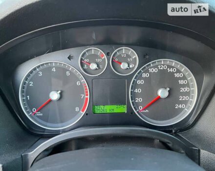 Сірий Форд Сі-Макс, об'ємом двигуна 1.8 л та пробігом 175 тис. км за 4599 $, фото 45 на Automoto.ua