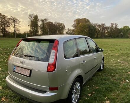 Серый Форд Си-Макс, объемом двигателя 1.8 л и пробегом 145 тыс. км за 4999 $, фото 1 на Automoto.ua