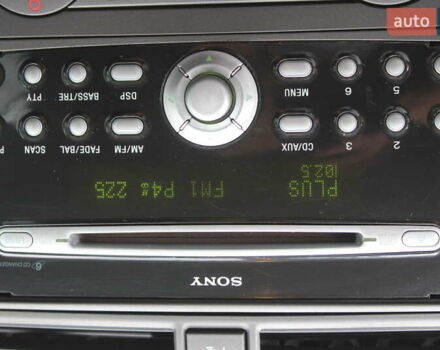 Сірий Форд Сі-Макс, об'ємом двигуна 2 л та пробігом 108 тис. км за 6999 $, фото 43 на Automoto.ua