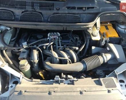 Серый Форд Си-Макс, объемом двигателя 1.6 л и пробегом 250 тыс. км за 5099 $, фото 11 на Automoto.ua