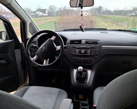 Серый Форд Си-Макс, объемом двигателя 1.8 л и пробегом 224 тыс. км за 4350 $, фото 3 на Automoto.ua