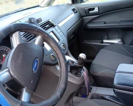 Серый Форд Си-Макс, объемом двигателя 1.8 л и пробегом 420 тыс. км за 5000 $, фото 5 на Automoto.ua