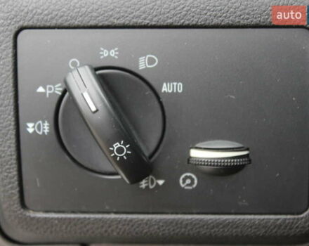 Сірий Форд Сі-Макс, об'ємом двигуна 2 л та пробігом 108 тис. км за 6999 $, фото 32 на Automoto.ua