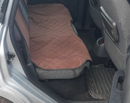 Серый Форд Си-Макс, объемом двигателя 1.6 л и пробегом 286 тыс. км за 2700 $, фото 4 на Automoto.ua