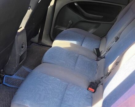 Серый Форд Си-Макс, объемом двигателя 1.6 л и пробегом 243 тыс. км за 4600 $, фото 7 на Automoto.ua