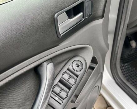 Сірий Форд Сі-Макс, об'ємом двигуна 1.6 л та пробігом 178 тис. км за 5200 $, фото 26 на Automoto.ua