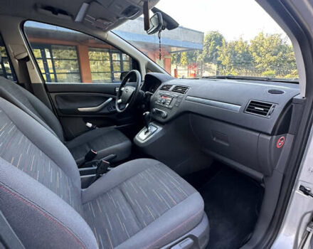 Сірий Форд Сі-Макс, об'ємом двигуна 2 л та пробігом 225 тис. км за 5900 $, фото 19 на Automoto.ua