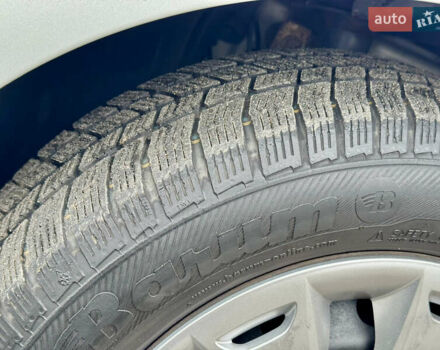 Сірий Форд Сі-Макс, об'ємом двигуна 1.8 л та пробігом 216 тис. км за 4700 $, фото 9 на Automoto.ua