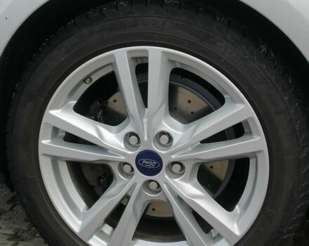 Серый Форд Си-Макс, объемом двигателя 1.6 л и пробегом 420 тыс. км за 6000 $, фото 6 на Automoto.ua